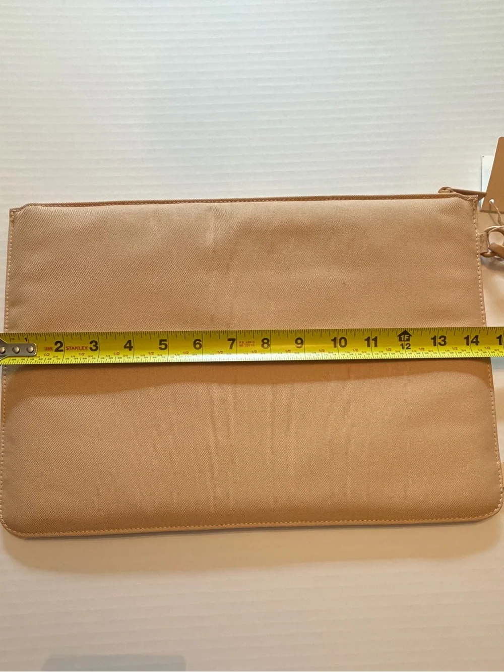 NWT - BEIS The Beisics Laptop Case in Beige